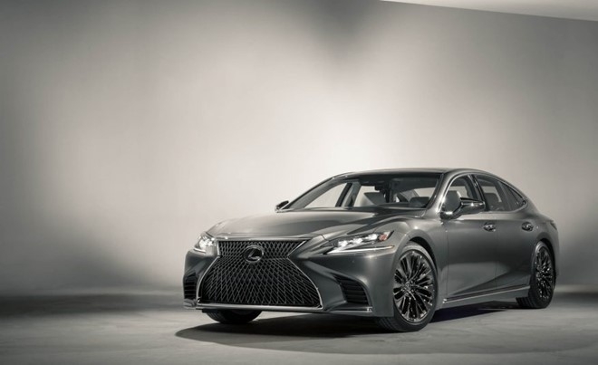 Xe sang Lexus LS500h tiet lo truoc ngay ra mat hinh anh 1