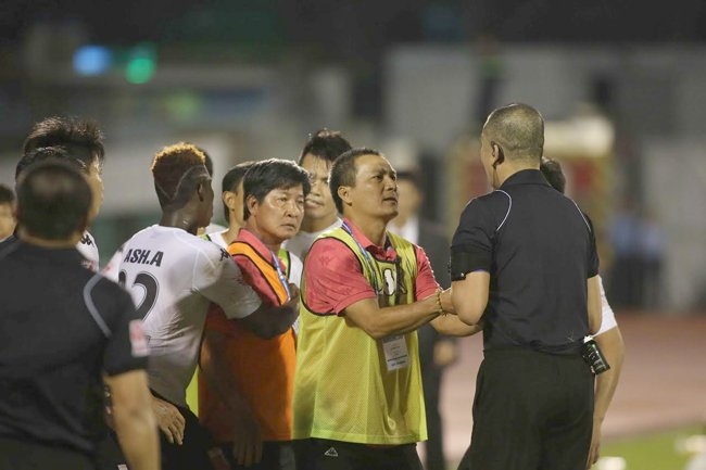 Nguyễn Trọng Thư, trọng tài Nguyễn Trọng Thư, VLeague 2017, sân Thống Nhất, CLB Long An, TP.HCM vs Long An