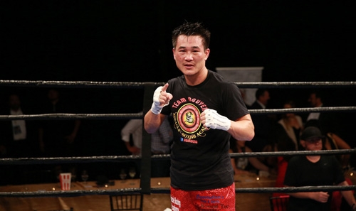 Boxing: Võ sĩ gốc Việt đo ván 