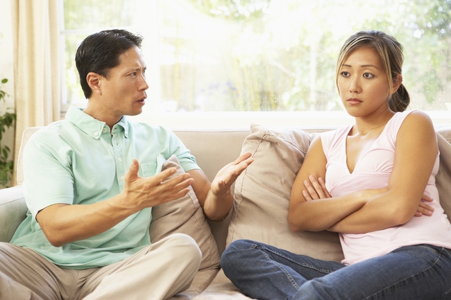 Khi phát hiện bị phản bội, phụ nữ khôn ngoan sẽ không bao giờ làm những điều này - Ảnh 1.