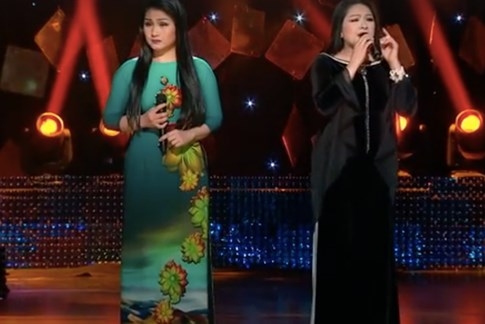 Tranh cãi việc ca sĩ Như Quỳnh hát live 'Duyên phận' hụt hơi, sai lời - ảnh 1