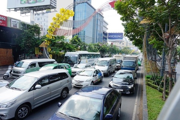 TPHCM, cửa ngõ Tân Sơn Nhất, kẹt xe, phân luồng giao thông, đường Trường Sơn,