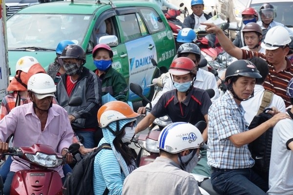TPHCM, cửa ngõ Tân Sơn Nhất, kẹt xe, phân luồng giao thông, đường Trường Sơn,