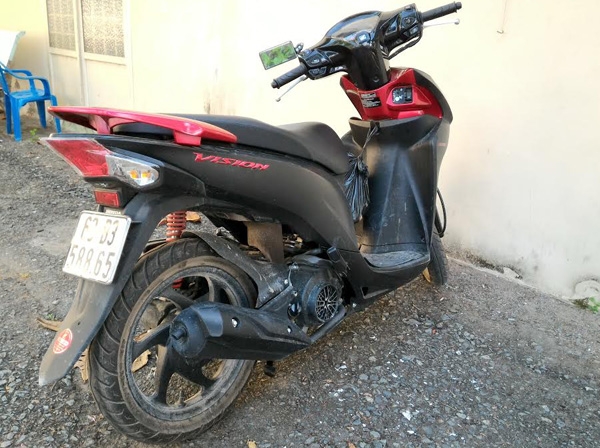 bat doi tuong chuyen ru gai tre vao nha nghi roi trom do hinh anh 2