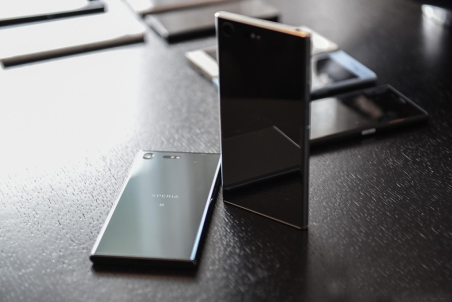 Can canh Xperia moi: Su bao thu cua Sony hinh anh 2