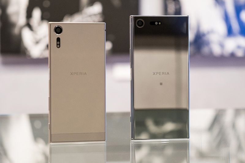 Can canh Xperia moi: Su bao thu cua Sony hinh anh 5