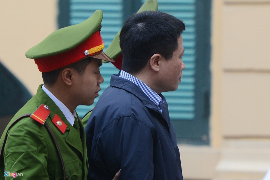 Xe dac chung dan giai Ha Van Tham va dong pham hau toa hinh anh 5