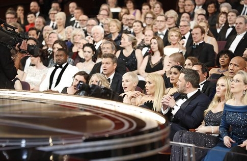 Hé lộ quy trình xử lý phong bì chiến thắng gây nhầm lẫn của Oscar 2017 - ảnh 17