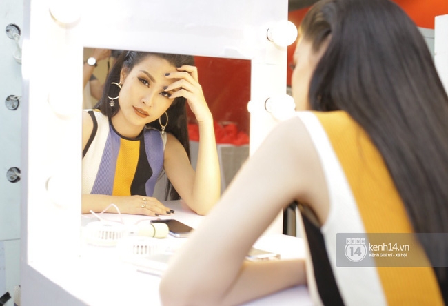 4 HLV The Voice mặc đơn giản hơn vòng Giấu mặt, Thu Minh luyện giọng cho học trò trước khi thi - Ảnh 3.