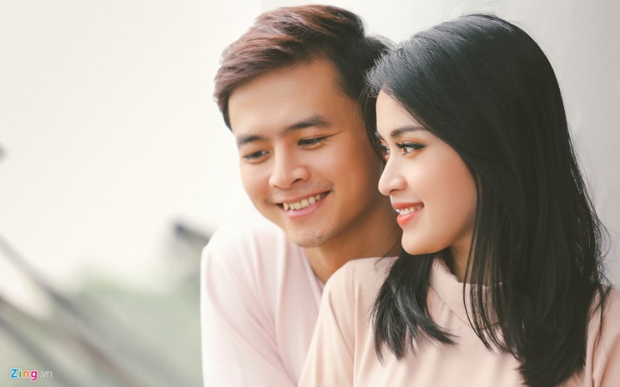 Tu Vi - Van Anh ban nha, xe de lam phim hinh anh 4