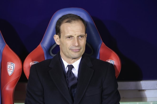 Bao Italy: Arsenal tien Wenger, don Allegri hinh anh 2