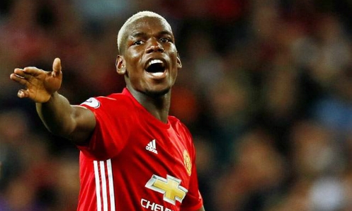pogba-bi-tan-cong-vi-tu-choi-ky-tang-fan-man-utd