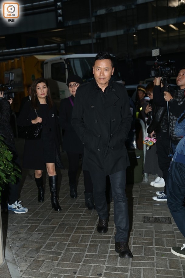 Dan sao Hong Kong dua tang chong a hau vua dot tu hinh anh 5