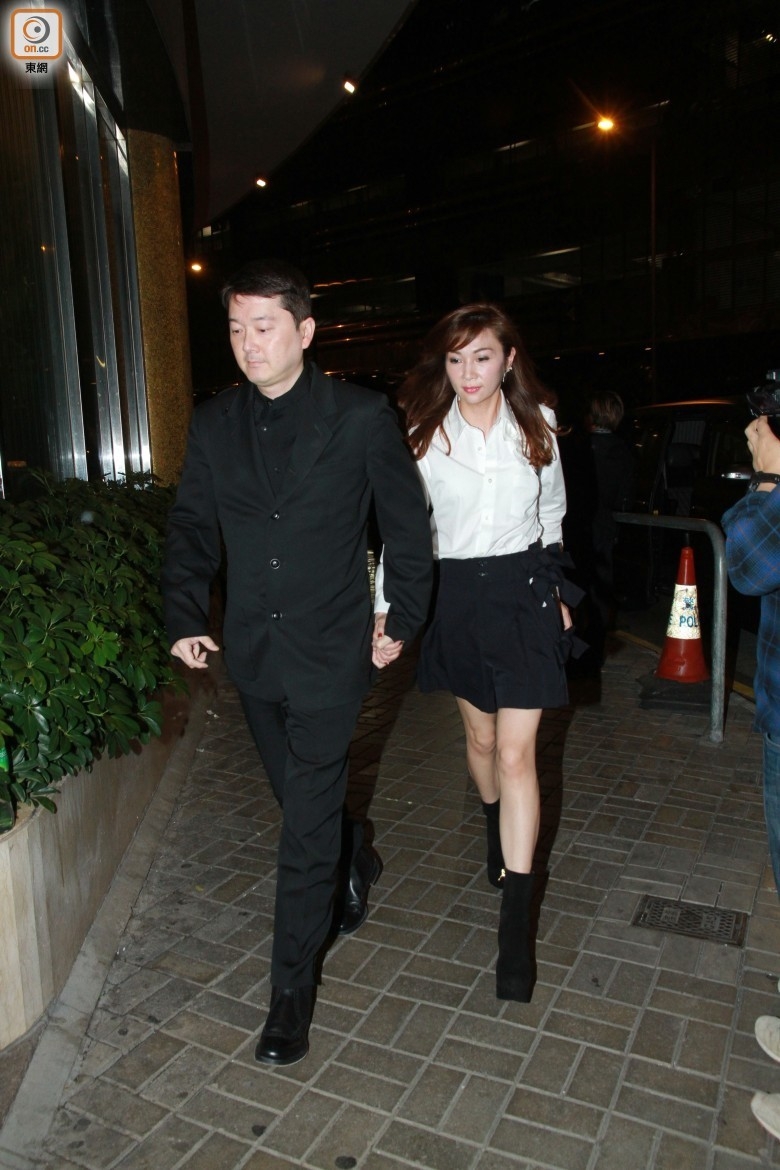 Dan sao Hong Kong dua tang chong a hau vua dot tu hinh anh 10