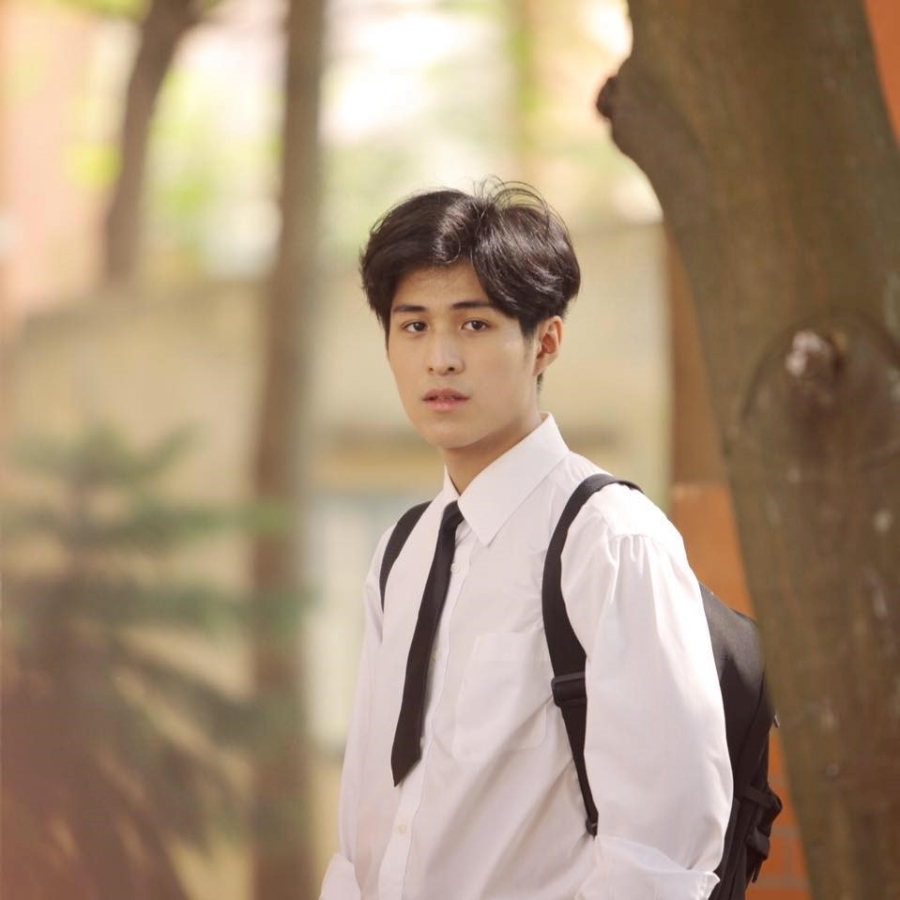 Chang trai Viet co biet danh 'Nam than hoc duong' hinh anh 5