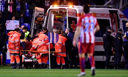 Fernando Torres ổn định sau pha tiếp đất bằng đầu ảnh 3