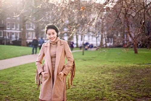 MC Phí Linh, Muôn màu showbiz, Thần tượng Bolero, MC VTV, sao việt