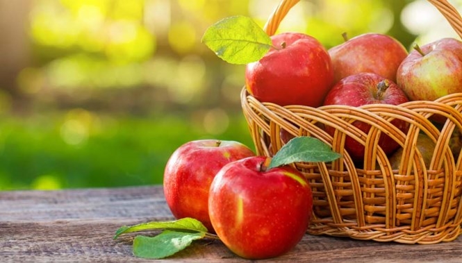 Táo giàu dưỡng chất có tác dụng đào thải độc tố khỏi cơ thể /// Ảnh: Shutterstock