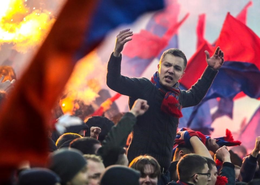 Bao luc bung phat o tran CSKA Moscow gap Zenit hinh anh 5