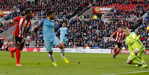 man-city-thang-tran-thu-tu-lien-tiep-tai-ngoai-hang-anh-1
