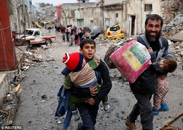 Nhung hinh anh xe long o chao lua Mosul-Hinh-5