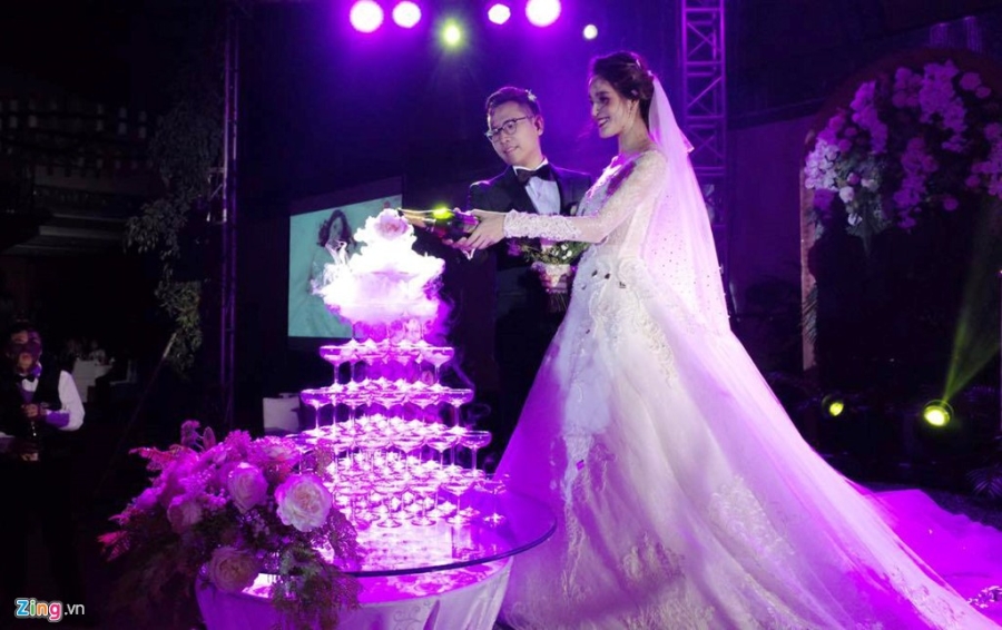 A hau Hoang Anh rang ro ben chu re hon 3 tuoi hinh anh 6