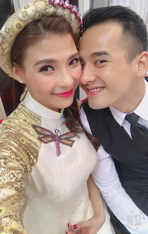 dien-vien-nguyet-anh-len-xe-hoa-voi-ong-xa-nguoi-an-do-6
