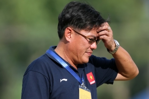 bau duc chi dich danh nguoi du “tam” thay ong mui hinh anh 1