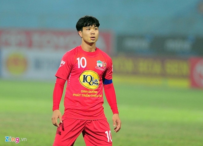 HAGL, noi bao luc san co khong chon dung than hinh anh 2