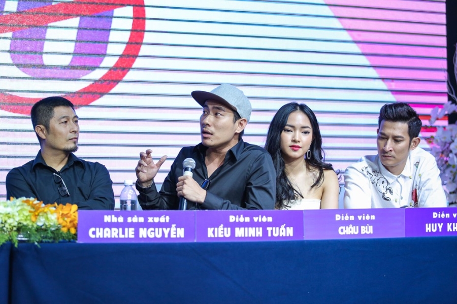 Kieu Minh Tuan so dong 'canh nong' voi dien vien chua du 18 tuoi hinh anh 4
