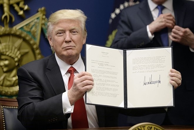 Lenh cam nhap cu moi cua ong Trump 'rat kho bi chan' hinh anh 2