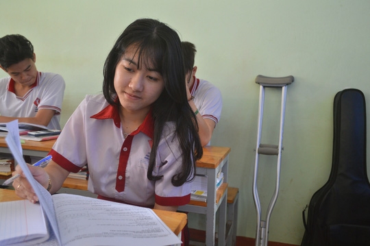 Nữ sinh bị cưa chân đoạt huy chương bạc Olympic Địa lý - Ảnh 3.