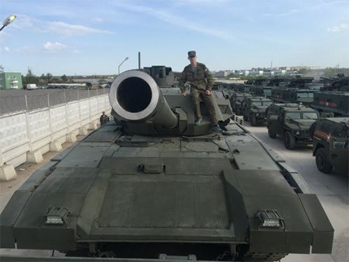Tướng Mỹ đánh giá về sự vượt trội của xe tăng Nga T-14 Armata - Ảnh 2.