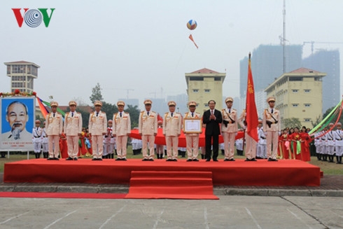 bat cu tinh huong nao canh sat co dong phai giu vung an ninh quoc gia hinh 3
