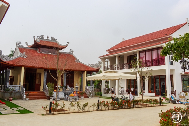 Cận cảnh cơ ngơi gần 2000m2 của ca sĩ Việt Hoàn - Ảnh 16.