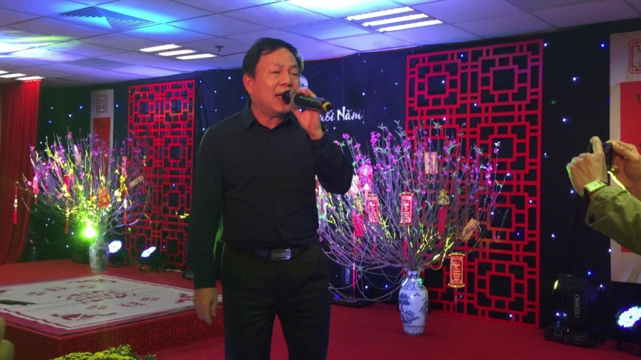 thay gi qua viec sep viettel trinh dien cac ban hit cua son tung mtp? hinh anh 2