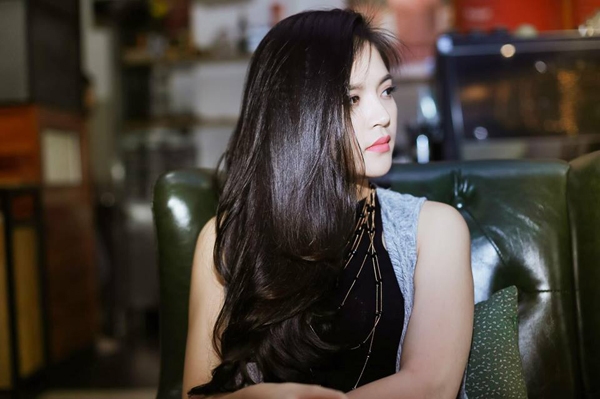 thu-quynh-toi-van-giu-anh-cuoi-voi-chi-nhan-2