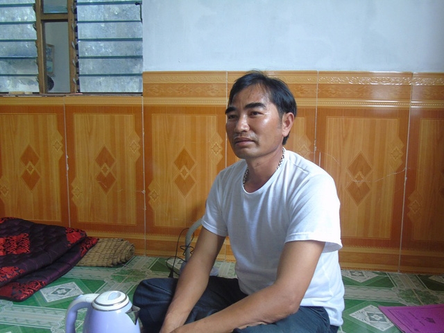 Vì mong muốn cho con đi nước ngoài lao động, lại nhẹ dạ cả tin, anh Diệu đã rơi vào bẫy của những kẻ lừa đảo