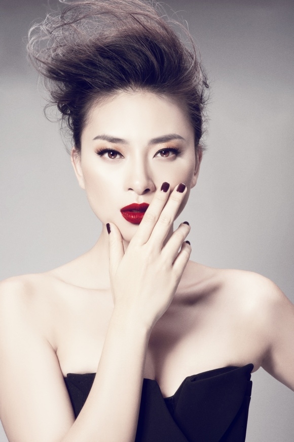 Dòng máu anh hùng, Ngô Thanh Vân, diễn viên Dòng máu anh hùng, Johnny Trí Nguyễn