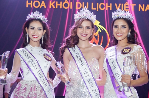 hoc-tro-pham-huong-dang-quang-hoa-khoi-du-lich-2017-2