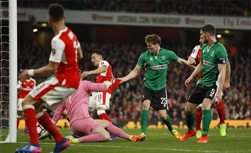 arsenal-trut-gian-len-doi-nghiep-du-o-tu-ket-fa-cup-1