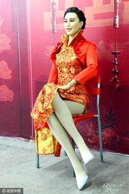 Khan gia la o vi tuong sap cua loat sao Trung Quoc gia va xau hinh anh 2