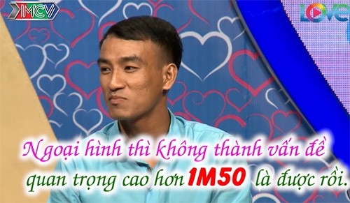 co gai xinh dep doi tim ban trai cang den cang tot, sau do choang vang khi tam man keo len - 3