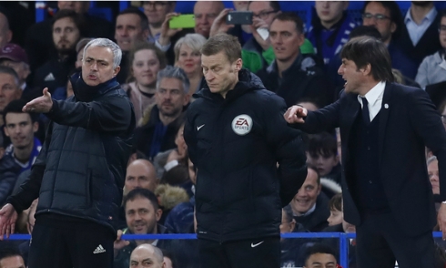 conte-to-cau-thu-man-utd-ra-don-hoi-dong-voi-hazard-1