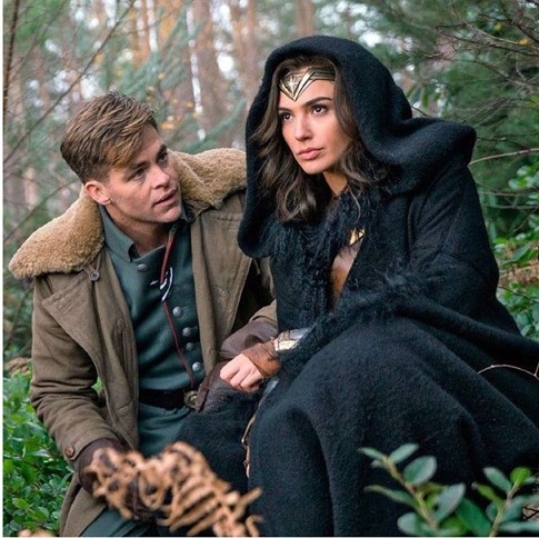 Mỹ nhân đẹp nhất Fast & Furious chinh phục fan trong trailer Wonder Woman 3