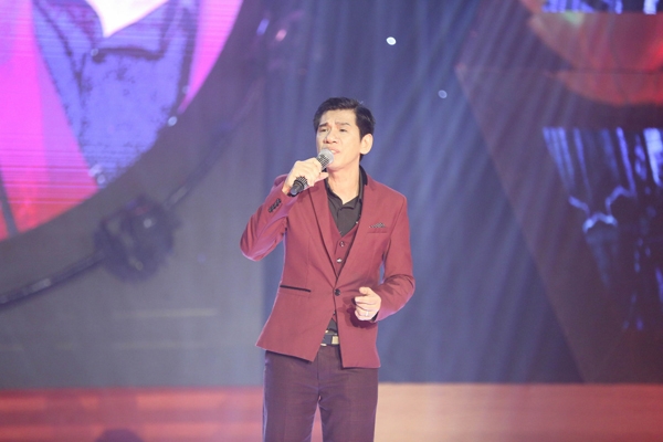 nha-dot-nat-ca-si-ha-my-duoc-giup-lop-lai-mai-10