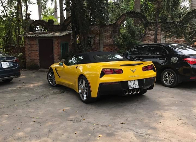 Nữ tay đua đốt lốp Chevrolet Corvette C7 Stingray mui trần tại trường đua 2.000 tỷ Đồng của Dũng lò vôi - Ảnh 7.