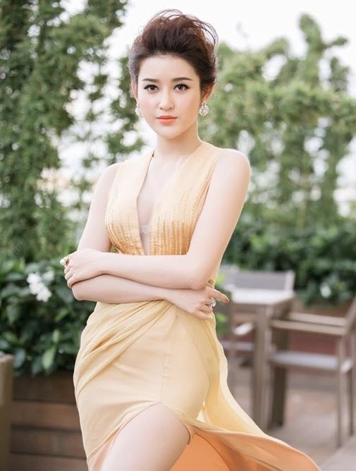 a hau huyen my: cuoc song toan do hieu va nhan sac kem xinh 4 nam truoc hinh anh 16