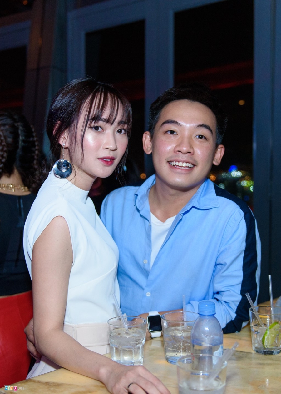 Dan sao Viet vay ao long lay du su kien hinh anh 6
