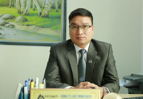dang anh nghi pham au dam len mang co the bi truy cuu trach nhiem hinh su? hinh anh 2